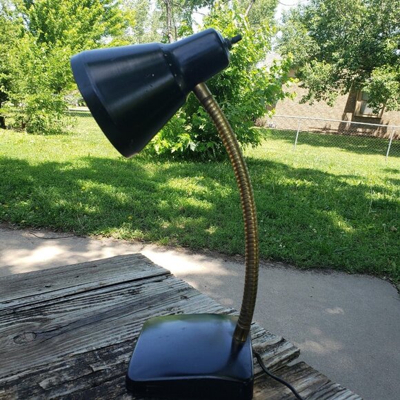 Vtg MCM Mid‎ Century Modern Industrial Black Gold Flex-Arm Desk Lamp Retro - Picture 5 of 16